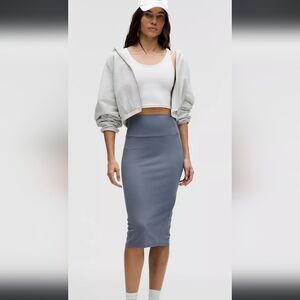 Nulu Slim-Fit High-Rise Midi Skirt